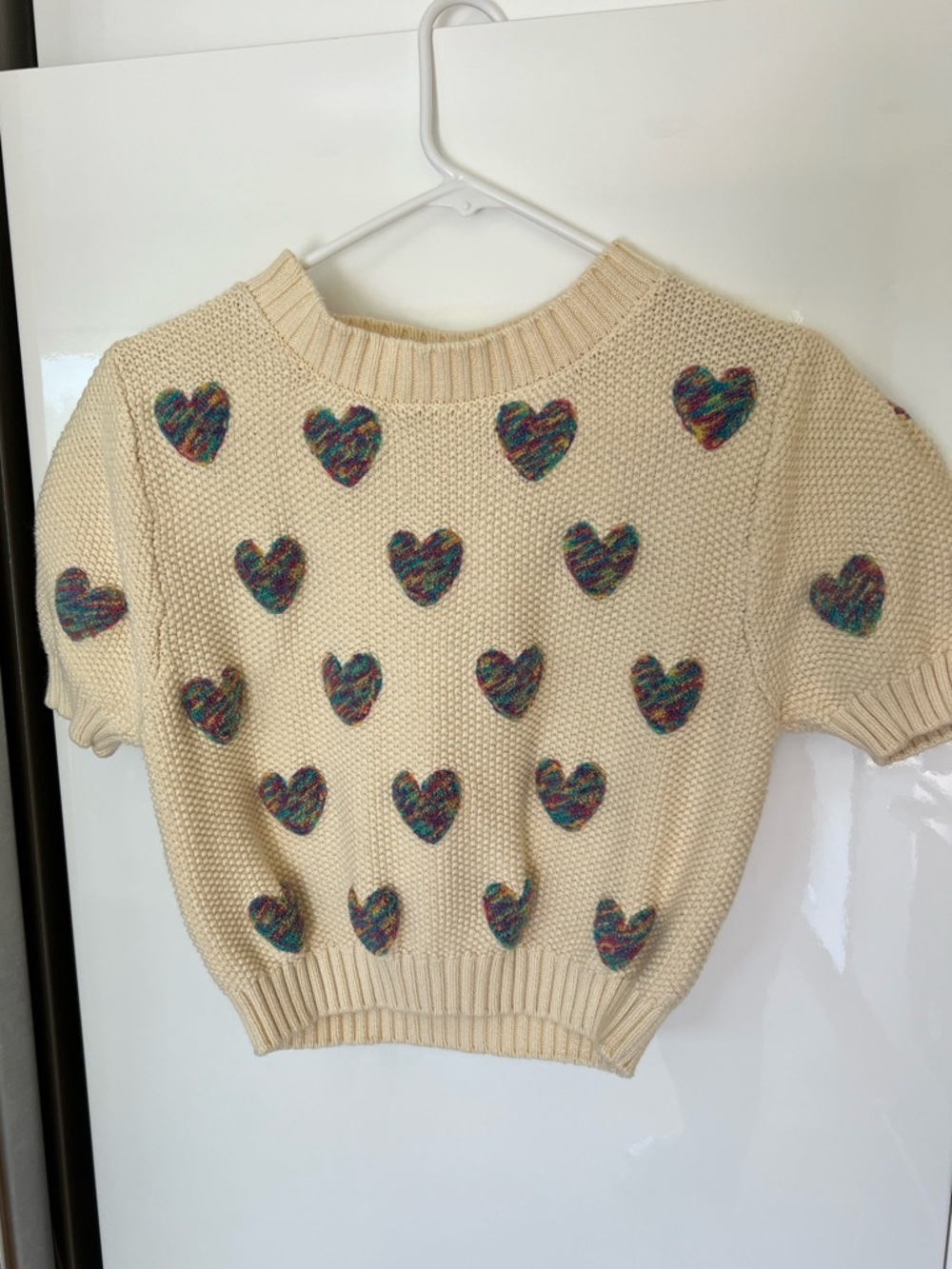 fab'rik Cream Short-Sleeve Knit Sweater with Multicolor Hearts